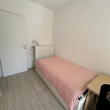 Modern Trilo Lejlighed