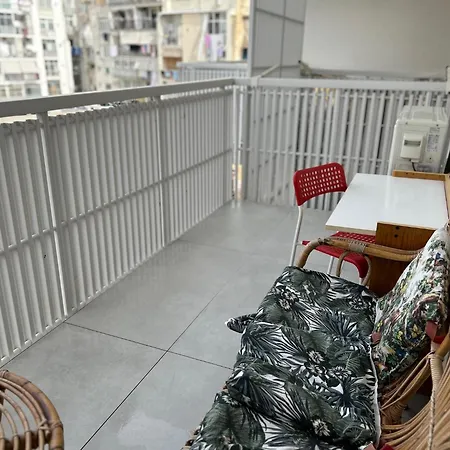 Modern Trilo *